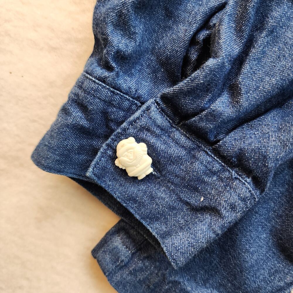 Tantrums Women's Blue Denim Christmas Button Up Shirt Size L Santa Reindeer - Picture 5 of 8